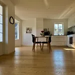 Apartman Modern House With Great View!