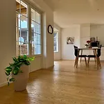 Apartman Modern House With Great View! *