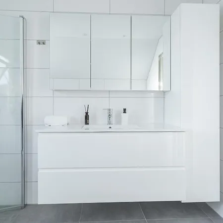 Apartment Modern House With Great View! *