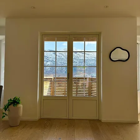 Modern House With Great View! *